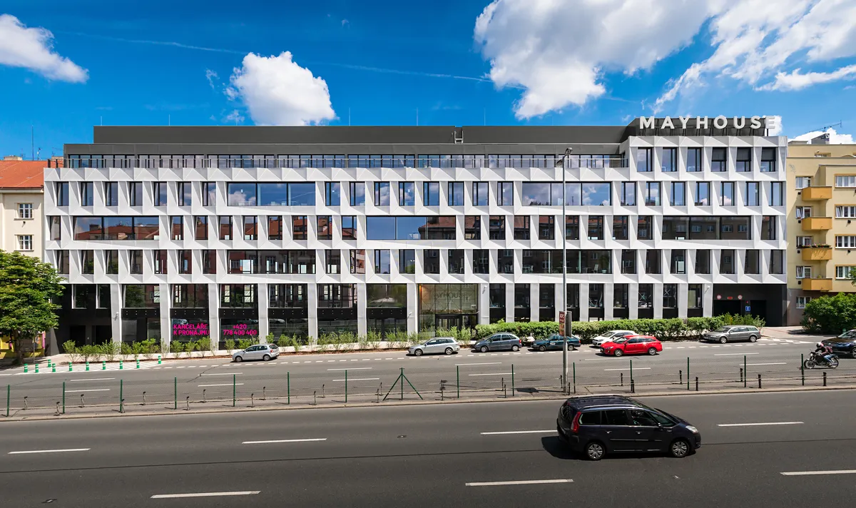 Pronájem kanceláře 850 m²